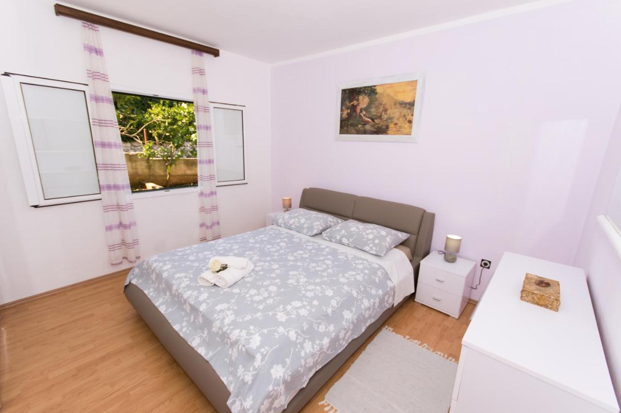 טרוגיר Apartments By The Sea Slatine, Ciovo - 1126 מראה חיצוני תמונה