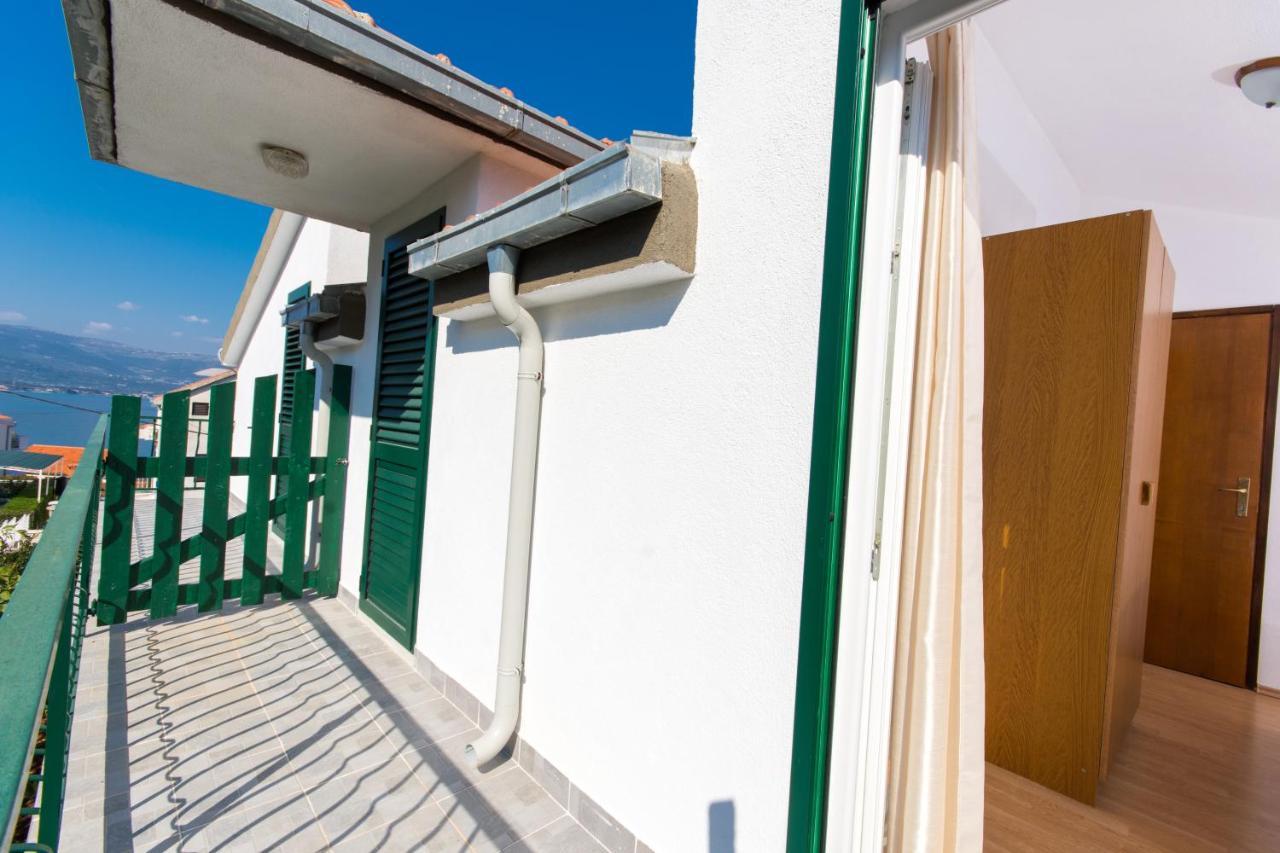 טרוגיר Apartments By The Sea Slatine, Ciovo - 1126 מראה חיצוני תמונה
