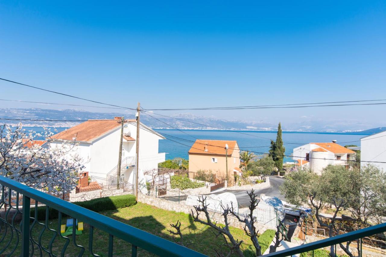 טרוגיר Apartments By The Sea Slatine, Ciovo - 1126 מראה חיצוני תמונה